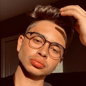 Meet your Posher, Darius